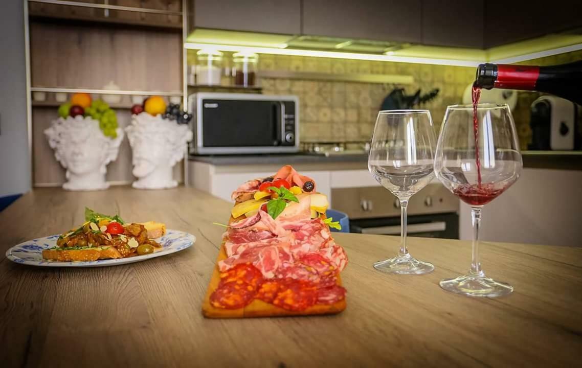 צ'פאלו Le Suite Del Corso מראה חיצוני תמונה