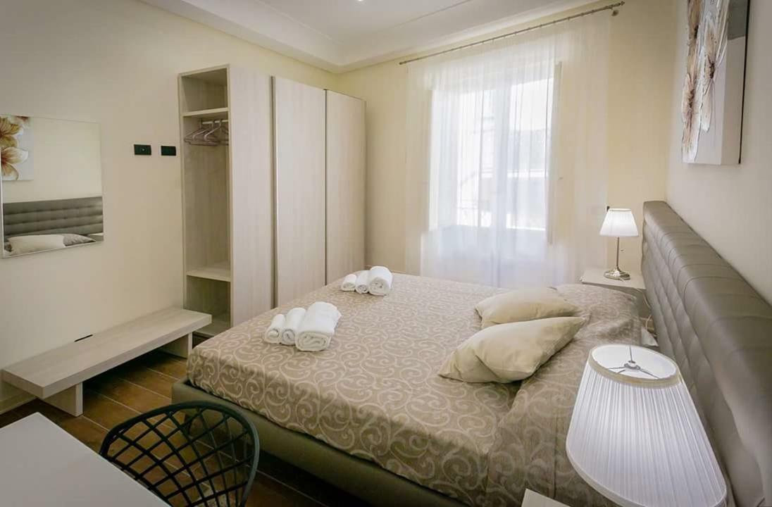 צ'פאלו Le Suite Del Corso מראה חיצוני תמונה